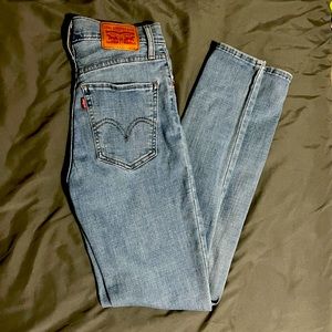 Levi’s Mile High Skinny Jeans - size US26
